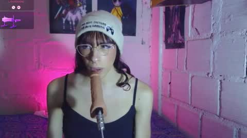 Snapshot of kattycat_ chatting on December 5, 2025, 6:22 am kattycat_ online show from December 5, 2025, 6:22 am