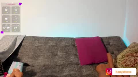 I m Katty  online show from September 25, 2025, 6:44 pm