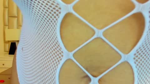 katy blonde girl and paola big boobs online show from December 26, 2024, 7:27 pm