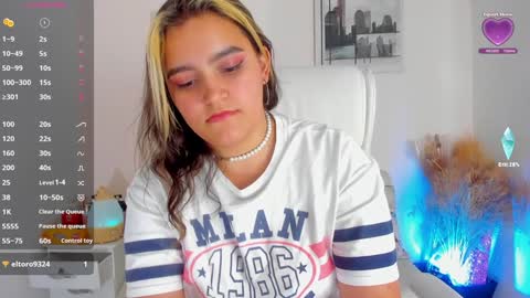 Katy online show from December 11, 2024, 8:28 pm