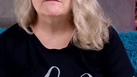 Snapshot of katy_nicole chatting on April 19, 2026, 8:22 pm katy_nicole online show from April 19, 2026, 8:22 pm