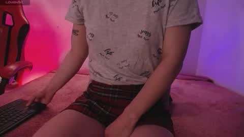 Katy Van online show from October 12, 2025, 8:41 pm