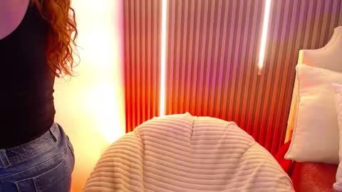 Katy Van online show from February 21, 2026, 9:38 pm