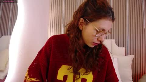 Katy Van online show from April 19, 2026, 8:44 pm