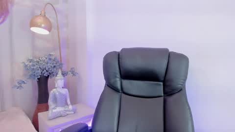 katya_blonde online show from April 1, 2026, 4:46 am