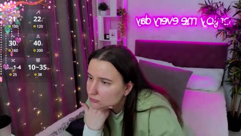 Kate online show from March 5, 2025, 9:38 am