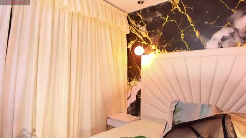 katy  online show from April 17, 2026, 11:35 am