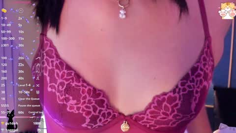 Snapshot of katyivanov chatting on January 15, 2025, 11:19 pm Katya online show from January 15, 2025, 11:19 pm