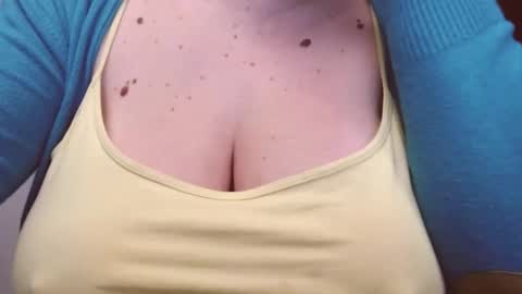 Katy online show from November 22, 2025, 2:54 am