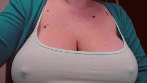 Katy online show from December 22, 2025, 4:20 am