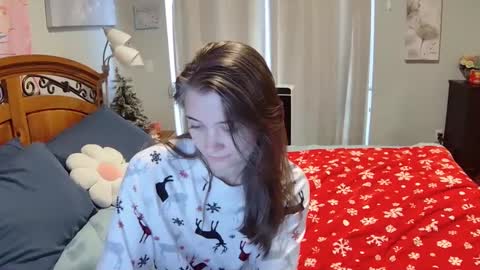 Katy online show from December 2, 2024, 9:06 pm