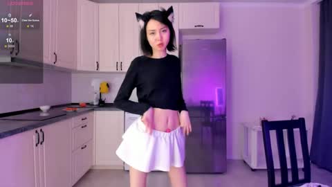 Snapshot of kawai_mai chatting on May 19, 2026, 2:56 pm mai online show from May 19, 2026, 2:56 pm