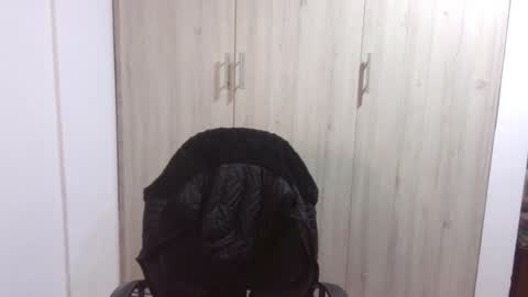  Khawit  online show from February 3, 2025, 12:47 pm