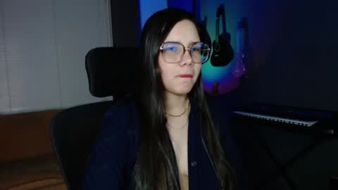 Kay online show from December 11, 2024, 2:41 am