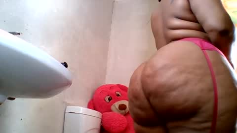 Snapshot of kay_yarms chatting on July 20, 2026, 11:45 am kay_yarms online show from July 20, 2026, 11:45 am
