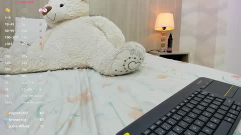 Snapshot of kaya_taraji chatting on February 7, 2025, 5:40 pm online show from February 7, 2025, 5:40 pm