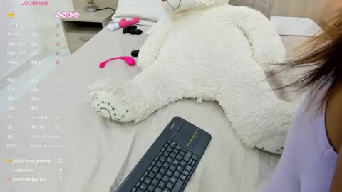 Snapshot of kaya_taraji chatting on February 11, 2025, 2:35 pm online show from February 11, 2025, 2:35 pm