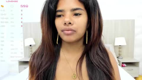 Snapshot of kaya_taraji chatting on February 15, 2025, 2:44 pm online show from February 15, 2025, 2:44 pm