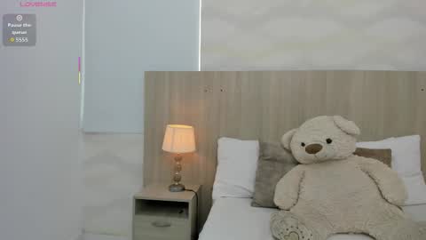 Snapshot of kaya_taraji chatting on November 15, 2025, 11:29 am online show from November 15, 2025, 11:29 am