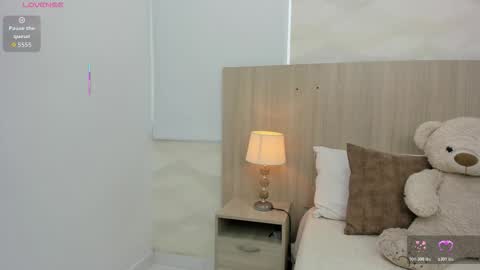 Snapshot of kaya_taraji chatting on November 17, 2025, 11:16 am online show from November 17, 2025, 11:16 am