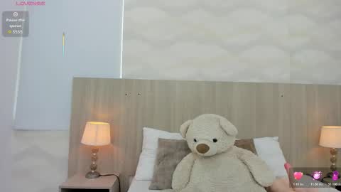 Snapshot of kaya_taraji chatting on November 20, 2025, 11:21 am online show from November 20, 2025, 11:21 am