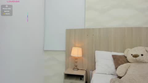 Snapshot of kaya_taraji chatting on November 25, 2025, 11:21 am online show from November 25, 2025, 11:21 am