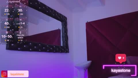 Cattleya stone online show from November 8, 2025, 6:24 am