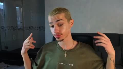 KaydenDrew online show from April 6, 2026, 4:32 am