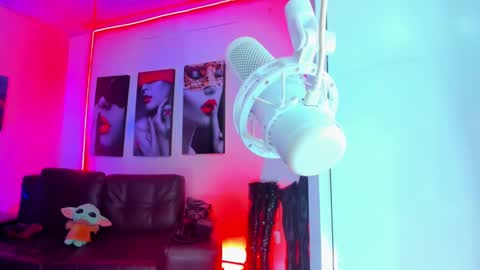 CAMILA online show from February 13, 2025, 2:52 pm