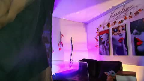 CAMILA online show from April 20, 2026, 12:08 pm