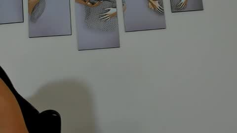 Kayla Batista INDEPENDENT ACCOUNT online show from April 17, 2026, 3:04 pm