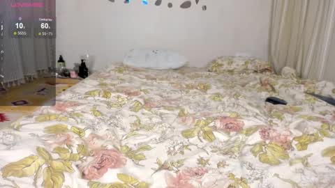 Snapshot of kaylaa_fox chatting on January 11, 2026, 11:43 pm Kayla online show from January 11, 2026, 11:43 pm