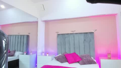 kaylaa_sex online show from January 14, 2026, 12:55 pm