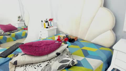 kaylachannell online show from March 11, 2025, 2:54 am