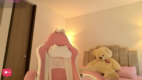 Kayla  online show from September 22, 2025, 5:59 pm