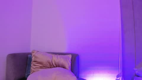 Snapshot of kaylarossi chatting on March 4, 2025, 1:45 am Kayla online show from March 4, 2025, 1:45 am