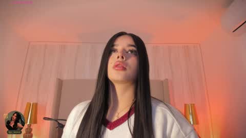 Kayla online show from April 20, 2026, 7:04 pm