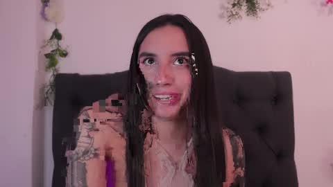 kaylee_lee online show from April 21, 2026, 3:57 am