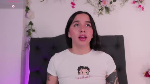 kaylee_lee online show from April 24, 2026, 4:26 am