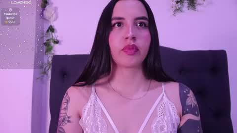 kaylee_lee online show from June 15, 2026, 4:04 am