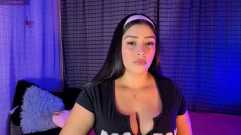 Kaylee online show from October 7, 2025, 6:38 pm