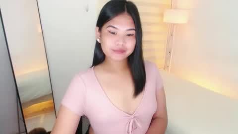 Y O U R        F U T U R E       K A Y L E E  online show from March 5, 2025, 9:15 pm