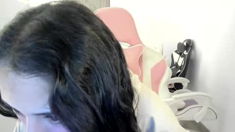 kaylie online show from September 22, 2025, 11:12 am