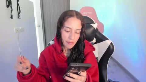 Snapshot of kaylie_xxx chatting on February 17, 2026, 5:41 pm kaylie online show from February 17, 2026, 5:41 pm