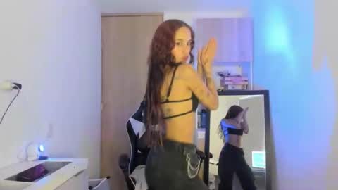 kaylie online show from April 21, 2026, 10:56 pm