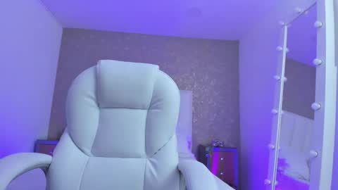 kayliebrooks online show from December 22, 2025, 7:00 pm