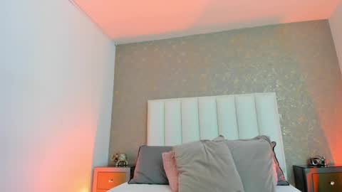 kayliebrooks online show from April 19, 2026, 1:32 pm