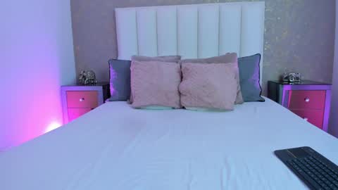 kayliebrooks online show from May 4, 2026, 6:48 pm