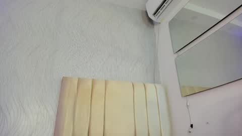 Kayna online show from September 29, 2025, 7:30 pm