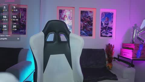 Kayra online show from October 7, 2025, 11:40 am